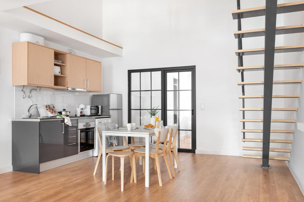 Altido Stylish 2-Level Flats Near Ajuda Palace Lisbon Exterior photo