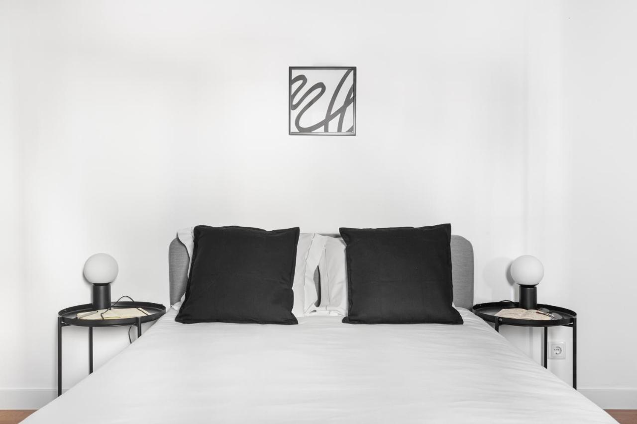 Altido Stylish 2-Level Flats Near Ajuda Palace Lisbon Exterior photo